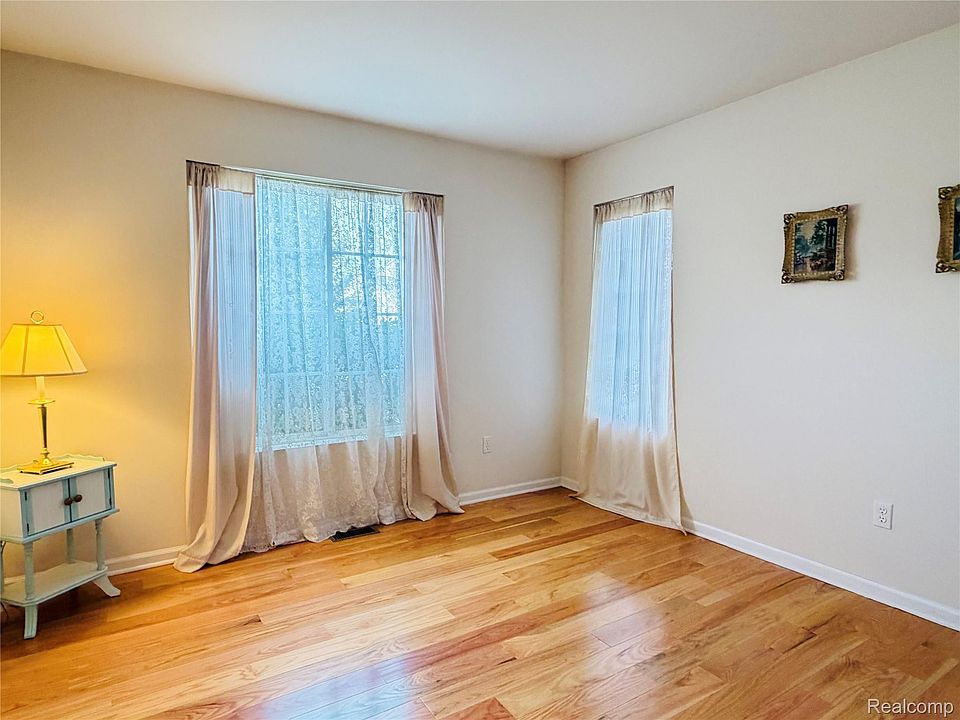 2251 Crystal Crossing Dr #12, photo 15
