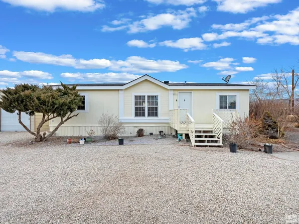 8890 Tahoe Ave, Silver Springs, NV 89429