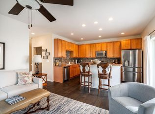 3870 S Lake Dr #1102, St Francis, WI 53235