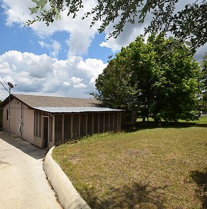 2nd image of 113 Serenity Ln