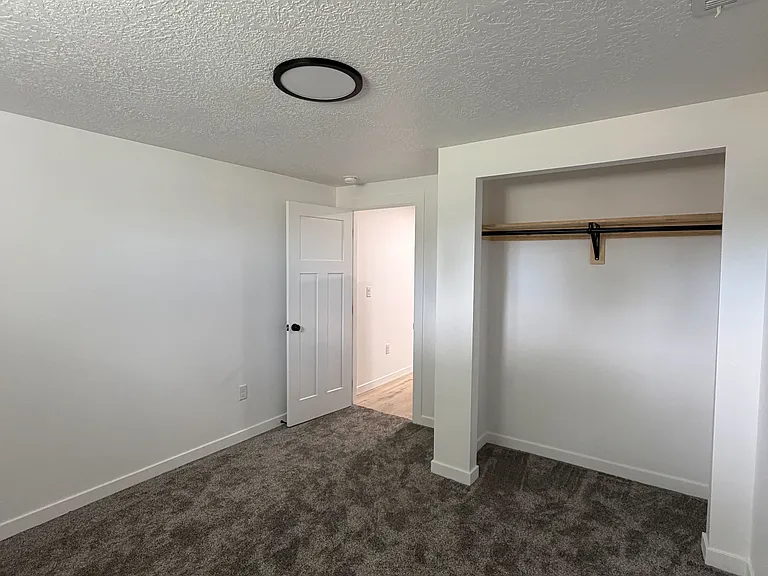 965 Amethyst St — Photo 15