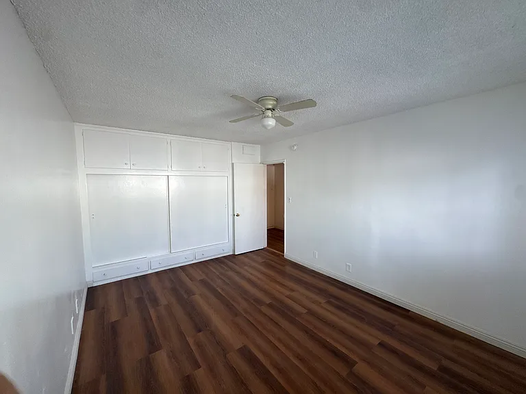 212 E Tamarack Ave #6 — Photo 21