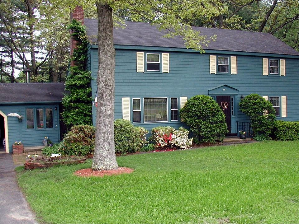 4 Beds - 3 Full Baths