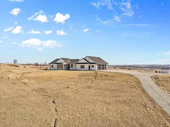 2268 V Ave, Villisca, IA 50864