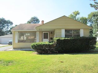 2905 Wilke Rd, Rolling Meadows, IL 60008