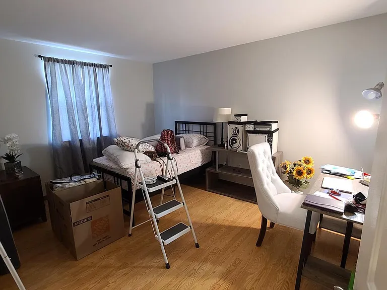 1105 Jonathan Ln — Photo 14
