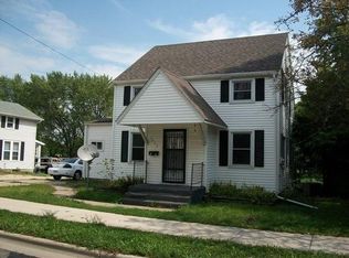 1453 Hackett St, Beloit, WI 53511