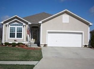 4004 NW Chapman Dr, Blue Springs, MO 64015