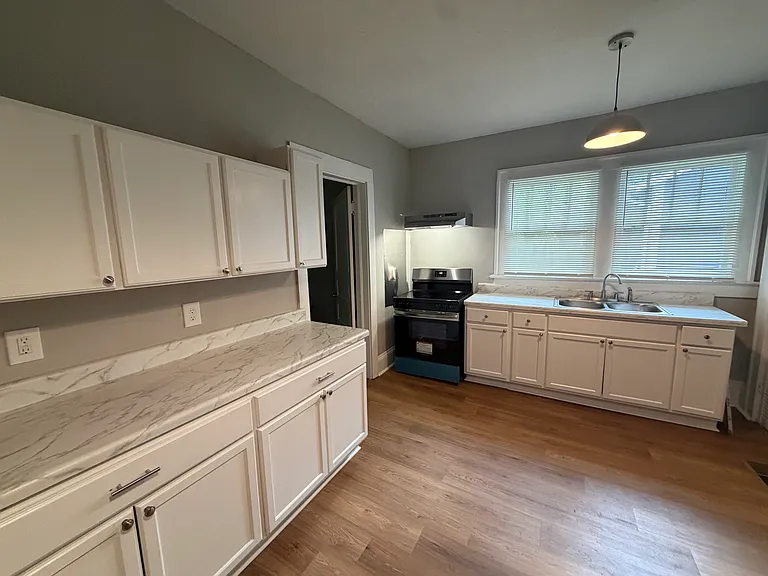 861 Oakhill Ave SW — Photo 15