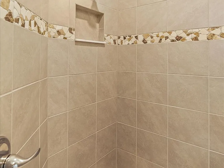 2443 N Andrea Point — Photo 15