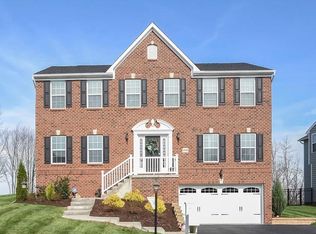 410 Elgin Cir, Coraopolis, PA