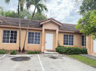 117 SE 3rd Ave APT 4, Hallandale, FL 33009