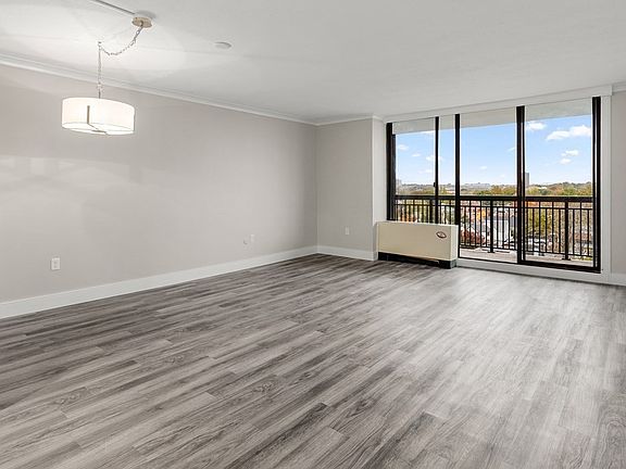 2nd image of 60 Longwood Ave APT 810