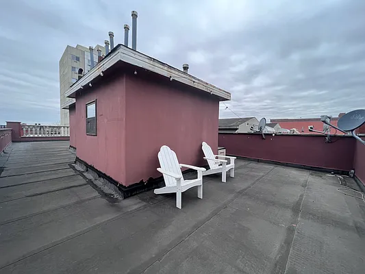 Rented by Compass | media 12