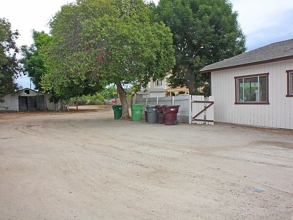 4th image of 731 S Newhope St