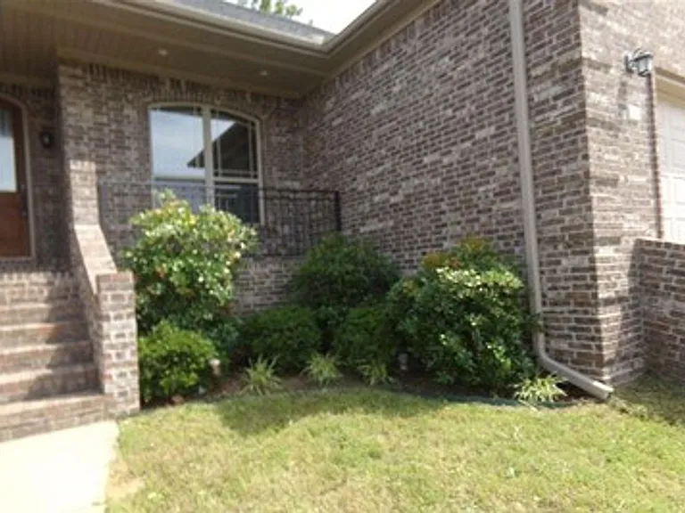 18 Cains Cv — Photo 2
