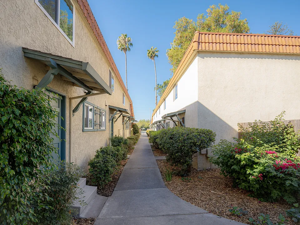 Parkview Apartments
