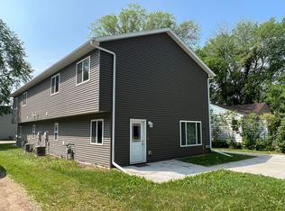 1707 1st Ave N #B, Grand Forks, ND 58203