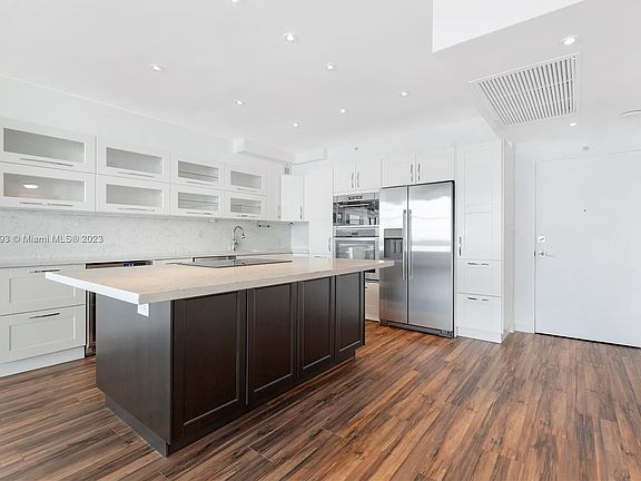2nd image of 20 Island Ave APT 1403
