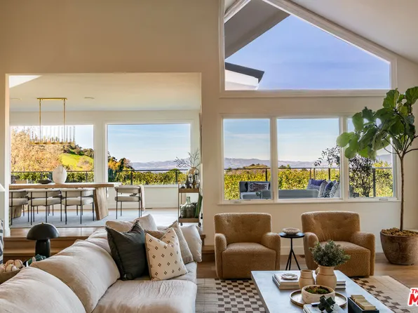 12047 Summit Cir, Beverly Hills, CA 90210