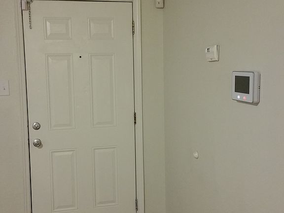 2nd image of 1120 W Laughlin Dr