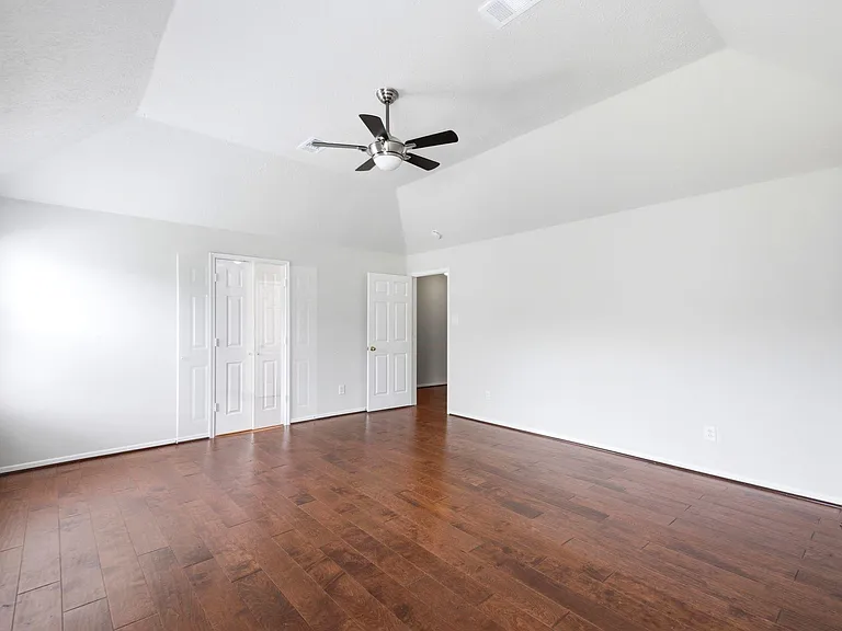 3126 Waters View Dr — Photo 31