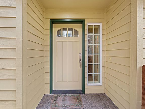 4th image of 61288 King Saul Ave