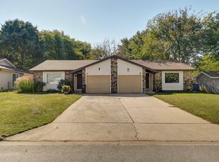 3016 W Roxbury St, Springfield, MO 65807
