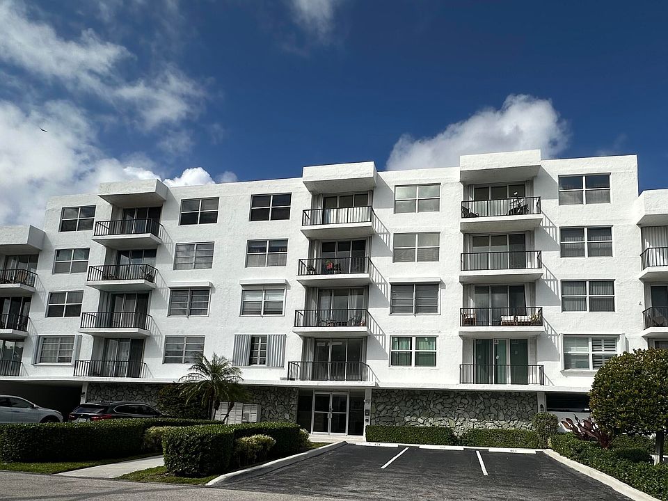 1st image of 301 Croton Avenue #503