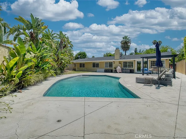 5706 Comanche Ave — Photo 36