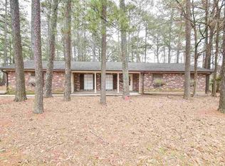 805 Briarwood Dr, Jackson, MS 39211