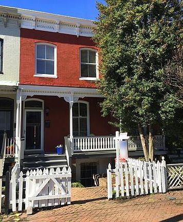 3rd image of 2807 E Marshall St