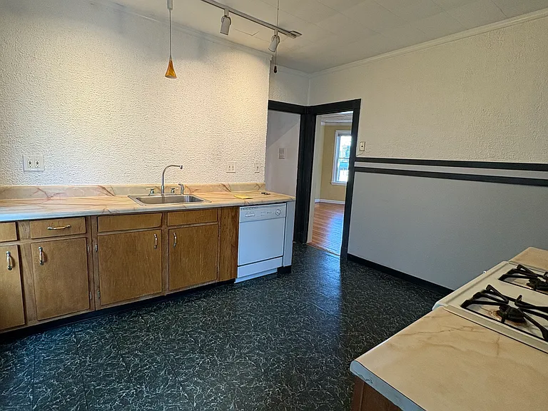 12 N Munroe Ter #1 — Photo 6