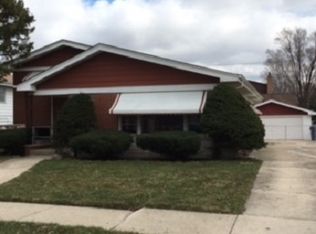 10305 Minnick Ave, Oak Lawn, IL
