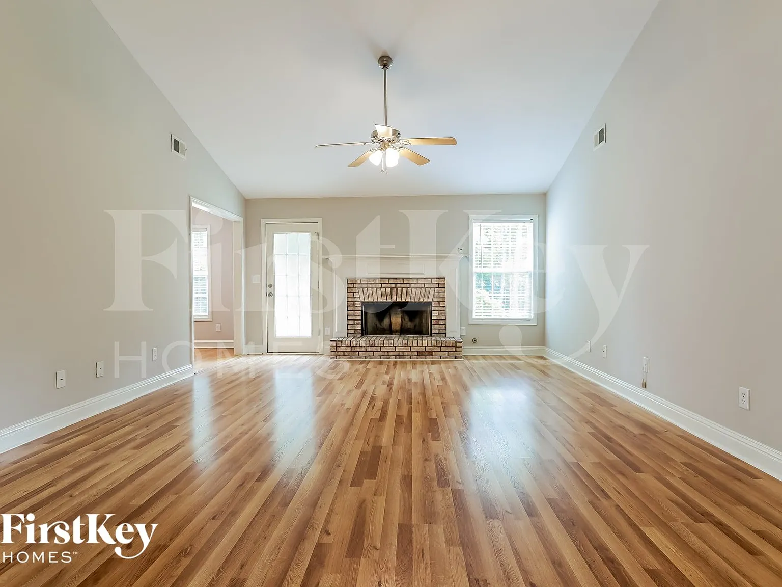 3 bed, 2.0 bath, 2152 sqft, $2,680 — Photo 3