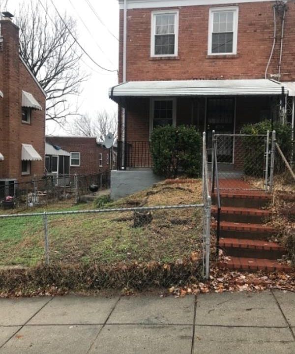 2nd image of 4606 A St SE