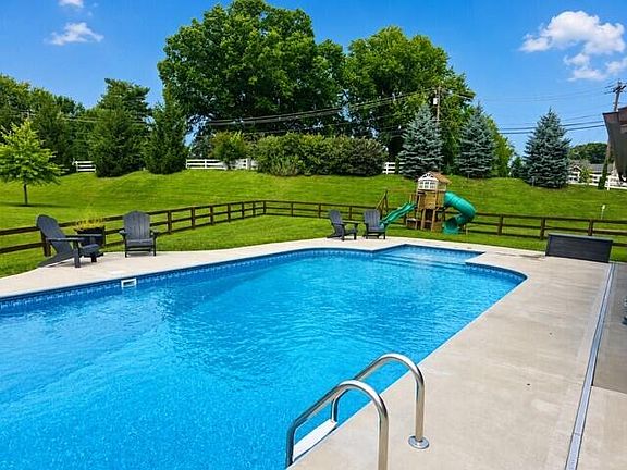 4th image of 11505 Gregson Ct
