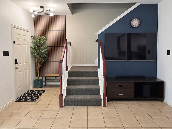 3rd image of 2910 Durango Pl