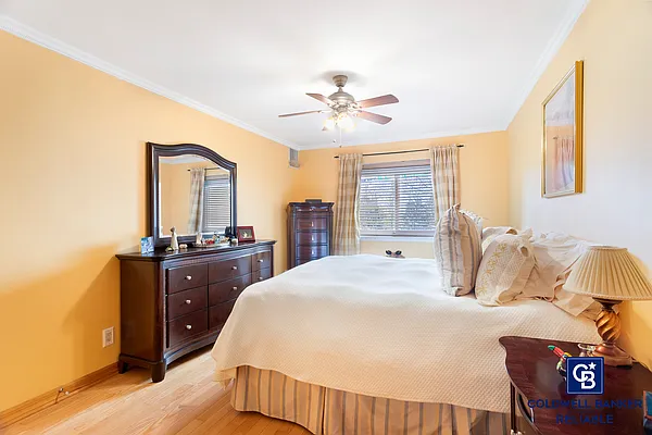 Sold by Coldwell Banker Reliable Real Estate | media 4