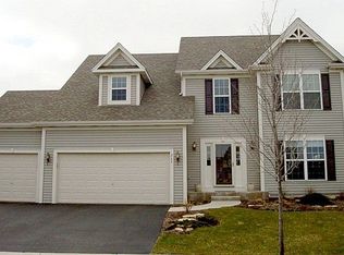 265 Hearthstone Dr, Bartlett, IL 60103
