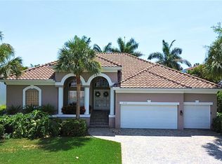6130 Pasadena Point Blvd, Gulfport, FL 33707