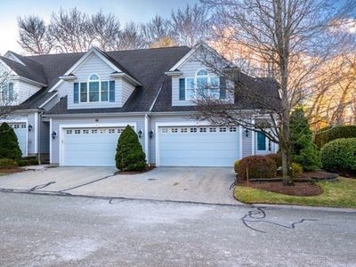 15 Peachey Cir #204, Middleton, MA, 01949