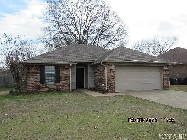 3 bed, 2.0 bath, 1230 sqft, $1,450 — Photo 1