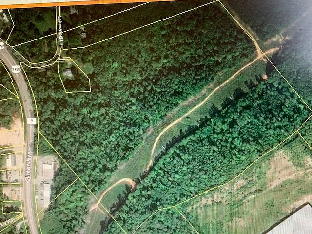 2nd image of Lakewood Ln