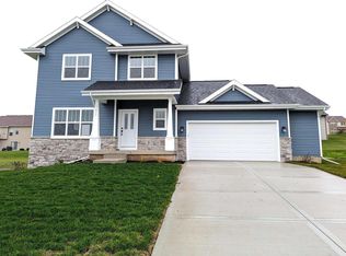 1817 Saint Olav Ave, Mount Horeb, WI 53572