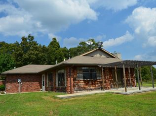 494 Mule Barn Dr, Cape Fair, MO 65624