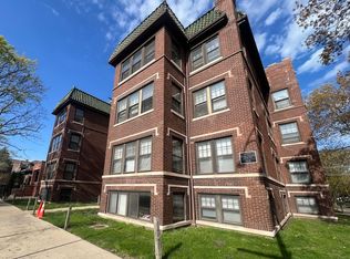 Lovely and Very Large Ravenswood Manor 1 BR, Chicago, IL 60625