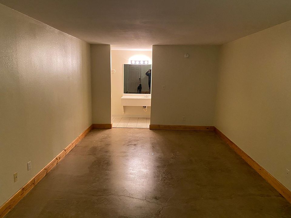 1st image of 2905 N Fm 17 #8