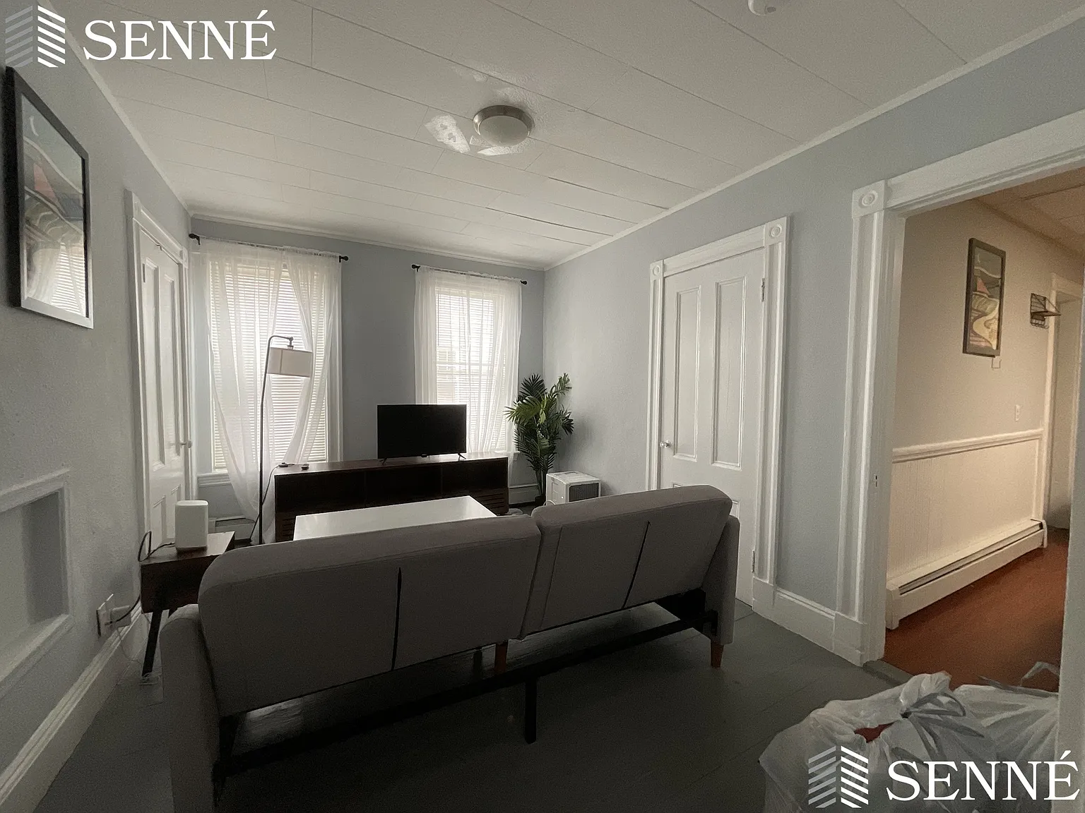 3 bed, 1.0 bath, $3,300 — Photo 3