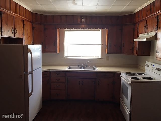 Kitchen 2 (2)